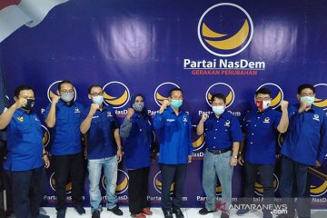 Empat eks politikus PSI dan PDIP Surabaya resmi gabung ke Nasdem