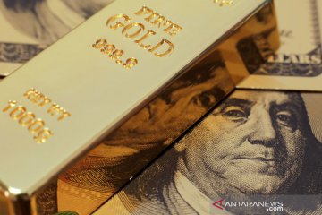 "Greenback" dan imbal hasil obligasi mundur, emas melonjak 16,6 dolar
