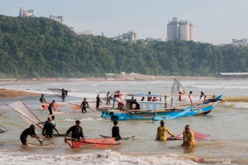 Tradisi Nyalawean di masyarakat Sunda