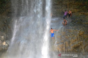 Wisata Air Terjun Widuri