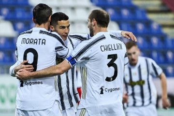 Ronaldo cetak hattrick saat Juve gasak Cagliari 3-1