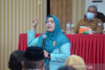 Anggota DPR minta buang vaksin kedaluwarsa diganti vaksin halal