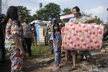Penertiban Bangunan Liar Di Kawasan Jakabaring