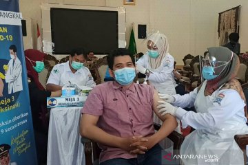 100 jurnalis di Kota Palembang disuntik vaksin