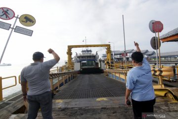 Pelabuhan Ketapang kembali melayani penyeberangan usai perayaan Hari Raya Nyepi