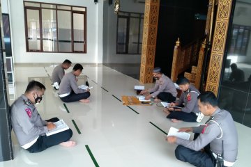 Personel Polres Agam adakan tadarus Al Quran setiap pagi