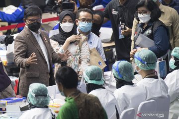 Vaksinasi COVID-19 dosis kedua bagi awak media di Jakarta