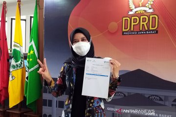 Wakil Ketua DPRD Jabar tak merasakan pegal usai divaksin