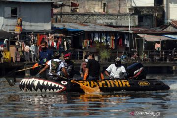 AKSI BERSIH SUNGAI LANTAMAL VIII MANADO