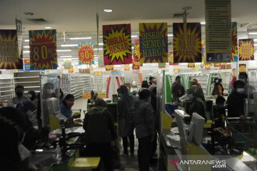 Hari terakhir operasional giant ekstra kenten Palembang