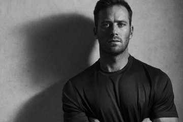 Armie Hammer hengkang dari proyek teater "The Minutes"