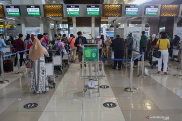 Pengalihan penerbangan akibat tergelincirnya pesawat Trigana Air