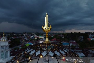 Dinamika atmosfer tak stabil tingkatkan hujan Indonesia tengah-timur