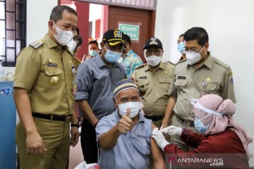 Dinkes: 52 persen lansia di Jakarta sudah terima vaksin