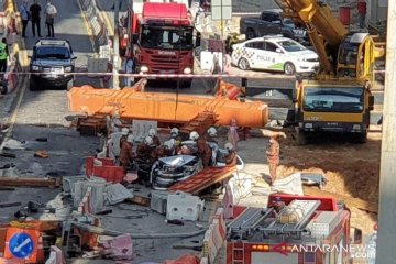 Tiga pekerja China meninggal akibat kren jatuh di Kuala Lumpur