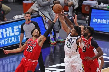 Mitchell dan Gobert dominan saat Jazz terkam Bull 120-95