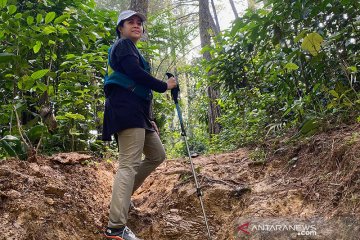 Puan menjaga kebugaran melintasi alam Sentul