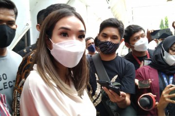 Gisel bersaksi ringankan terdakwa penyebar video asusila di PN Jaksel