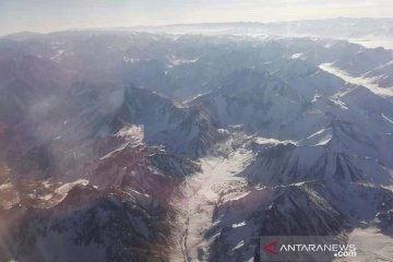 Gempa di Xinjiang China tewaskan tiga orang