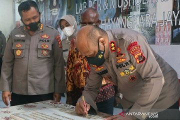 Kapolda resmikan laboratorium tes usap RS Bhayangkara di Jayapura