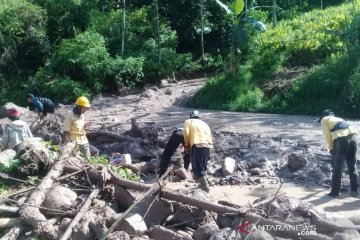 BPBD: Waspadai Jalur Cijapati Garut-Bandung rawan longsor