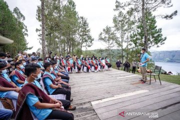 Menparekraf tekankan kearifan lokal dalam pengembangan SDM pariwisata