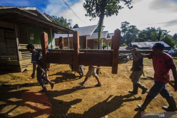 Tradisi Membatur Suku Dayak Pitap