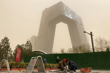 Badai pasir landa 15 wilayah di China, 560 juta warga ikut terdampak