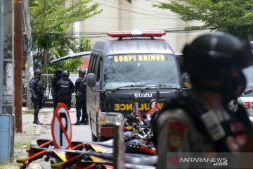 Polisi tingkatkan pengamanan tempat ibadah setelah bom Gereja Katedral