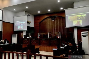 Sidang Jumhur di PN Jaksel ditunda karena JPU tak hadirkan terdakwa