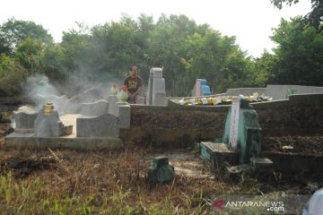 Imbauan sembahyang cheng beng di rumah