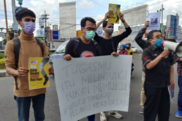 AJI Jember demo tuntut kekerasan terhadap jurnalis diusut tuntas