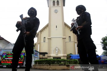 Penjagaan di gereja Katedral Makassar diperketat