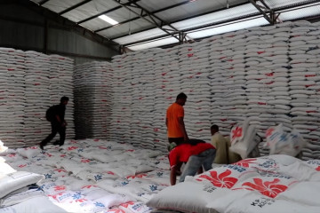 Stok beras Aceh 9600 ton, cukup hingga September 2021