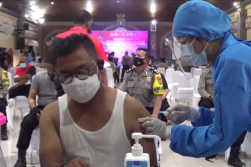 Kapolda Bali prioritaskan vaksinasi ke anggota Bhabinkamtibmas