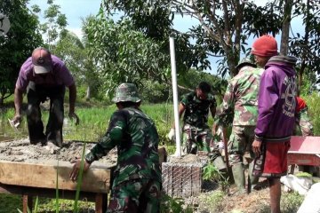 Pulihkan kebiasaan buruk, TMMD ke 110  KODIM 1011 KLK bangun 20 sanitasi MCK