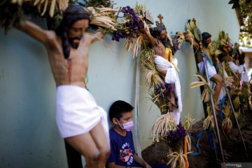 Prosesi jalan salib di El Salvador