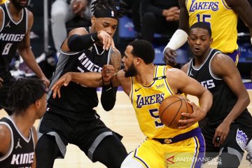 NBA: Los Angeles Lakers vs Sacramento Kings