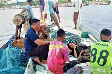 KM Empat Bersaudara tenggelam di Pulau Ende, 24 penumpang selamat