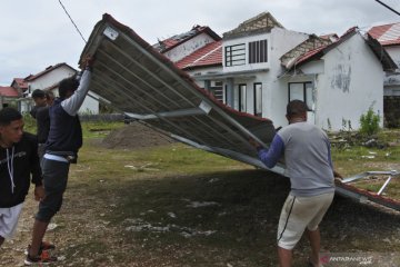 Angin kencang terjang kota Kupang