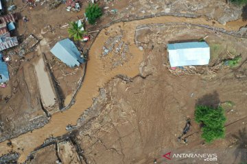 Kerusakan akibat banjir bandang di Flores Timur