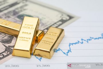 Harga emas di jalur penurunan mingguan beruntun, di tengah hawkish Fed