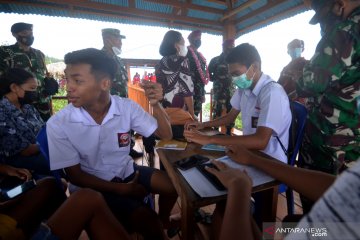 DANLANTAMAL VIII MANADO TINJAU POTENSI MARITIM DESA BUDO