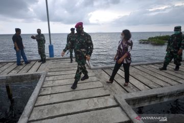 DANLANTAMAL VIII MANADO TINJAU POTENSI MARITIM DESA BUDO