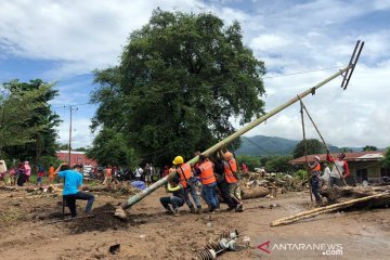 PLN terus berusaha pulihkan listrik di daerah bencana NTT