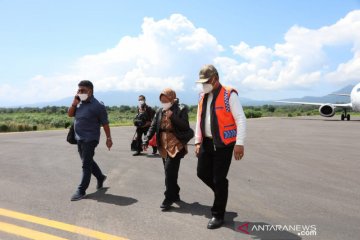 Mensos Risma balik kunjungi NTT, pastikan bantuan logistik tersalurkan