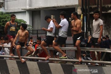 Kepanikan warga saat gempa di Malang