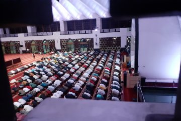 Gubernur Sumbar penceramah pertama Ramadhan di Masjid Raya Sumbar