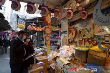 Belanja dekorasi Ramadhan di Amman Yordania