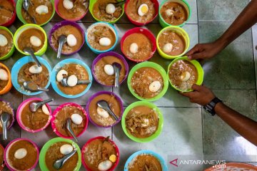 Bubur khas India jadi menu buka puasa di Kampung Pekojan